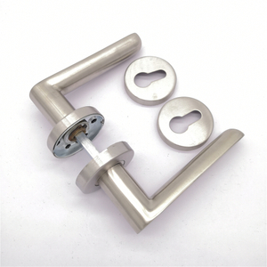 Manija de puerta de acero inoxidable 304 de alta calidad