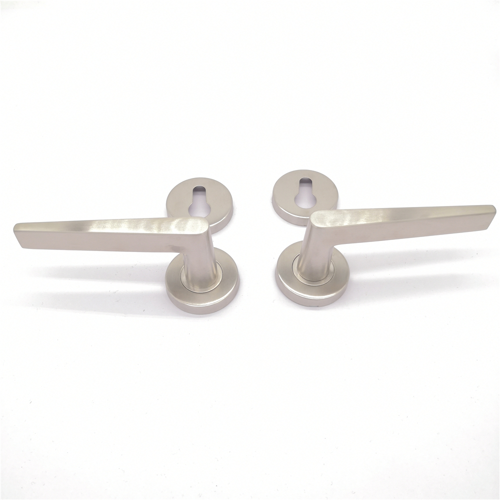 Manija de puerta de palanca de acero inoxidable 304 de nuevo diseño