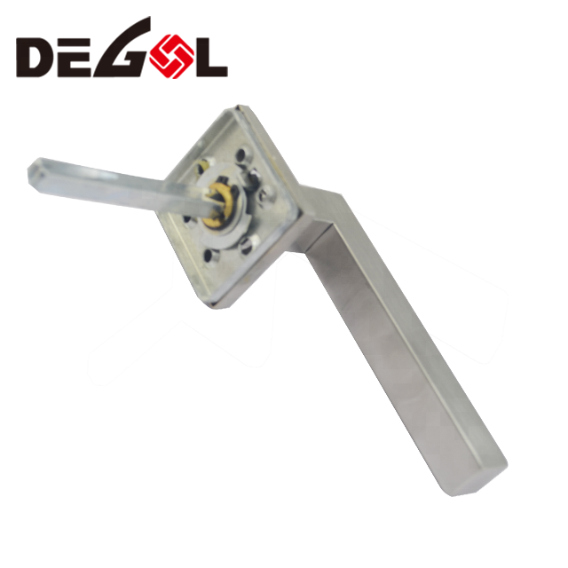 Manija de puerta de acero inoxidable de fábrica de China Manijas de puerta de latón Interior