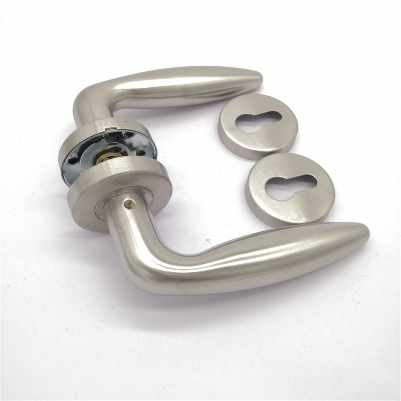 Manija de puerta de palanca de acero inoxidable 304 duradera para puerta de madera