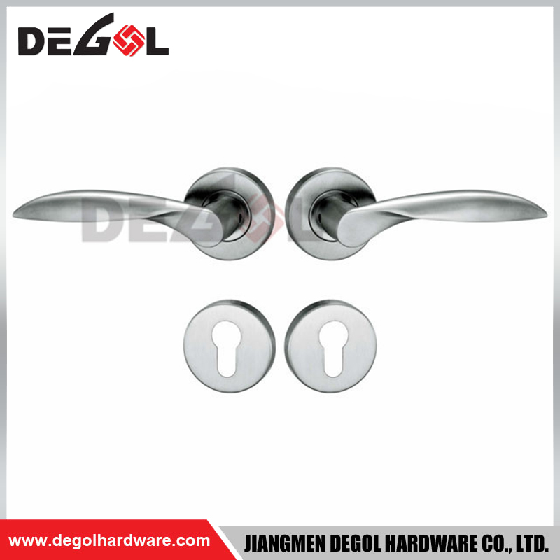 Manija de puerta sólida LH1034