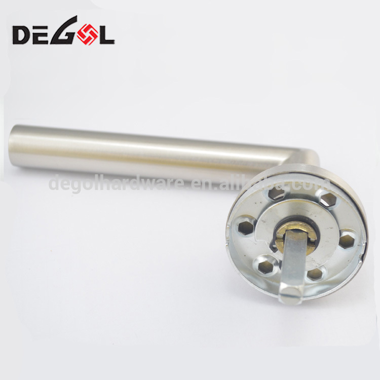 Proveedor de China de acero inoxidable de gama alta apartamento tubo interior tubo cepillado manijas de palanca de puerta de níquel satinado