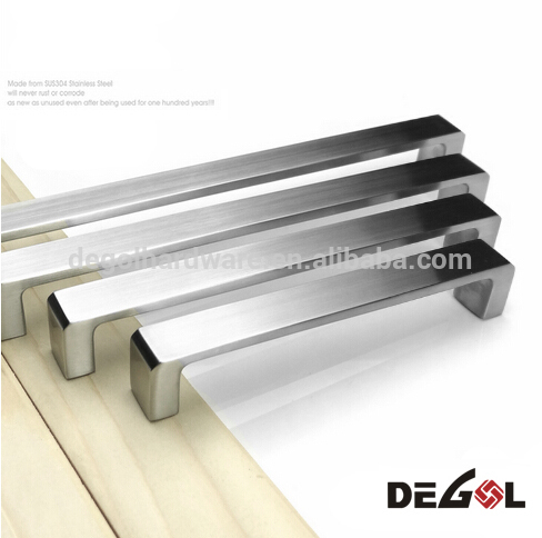 Manija barata de los muebles del hierro del diseño moderno manija tirador cromada polaca para la cocina