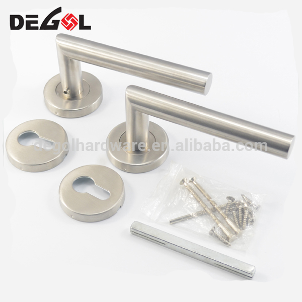 Proveedor de China de acero inoxidable de gama alta apartamento tubo interior tubo cepillado manijas de palanca de puerta de níquel satinado