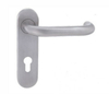 Tiradores de puerta de madera de la perforadora de la eficacia alta con final del robot