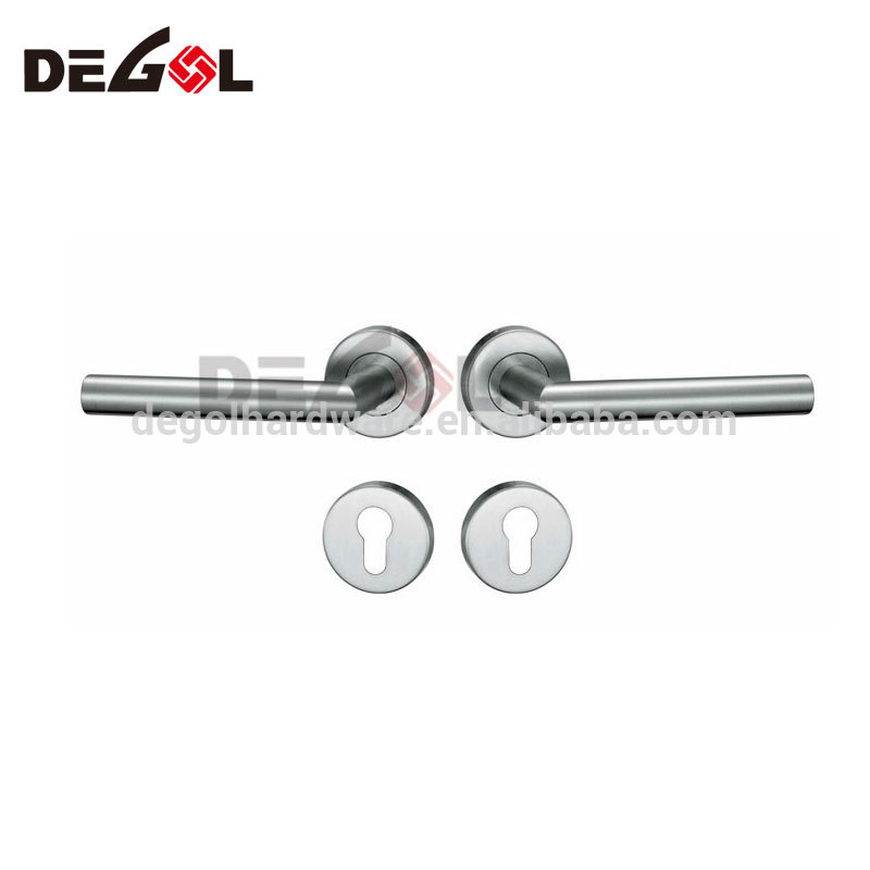 Proveedor de China de acero inoxidable de gama alta apartamento tubo interior tubo cepillado manijas de palanca de puerta de níquel satinado