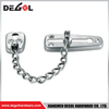 Cadena de puerta de satén con bola deslizante de plata de aleación de zinc de 124 * 63 * 22 mm