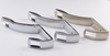 Percheros decorativos para ropa y abrigos, ganchos y perchas de metal cepillado.