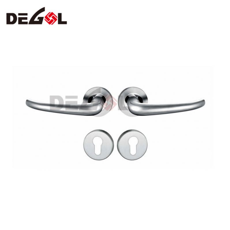 Manija de lujo de la puerta delantera del hotel del acero inoxidable del diseño italiano