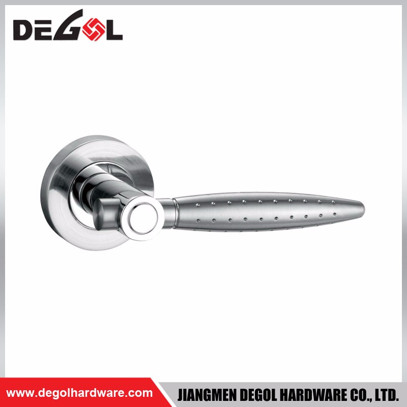 hardware de construcción de lujo Manija de puerta de zinc exterior de diseño moderno