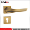 Manija de puerta moderna del diseño de la aleación del cinc de la aleación de aluminio ZLH1075 para la puerta de madera