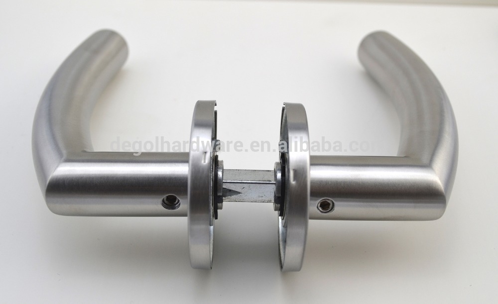 manija de la puerta moderna de bajo precio y alta calidad