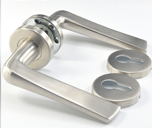 Fabricantes de manijas de puertas baratas herrajes para puertas de acero de china manijas perfil de acero inoxidable