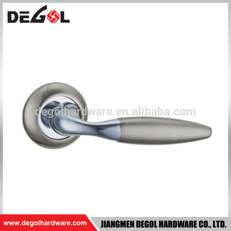 Tirador de puerta industrial de aleación de zinc en dos tonos con roseta para puerta de entrada